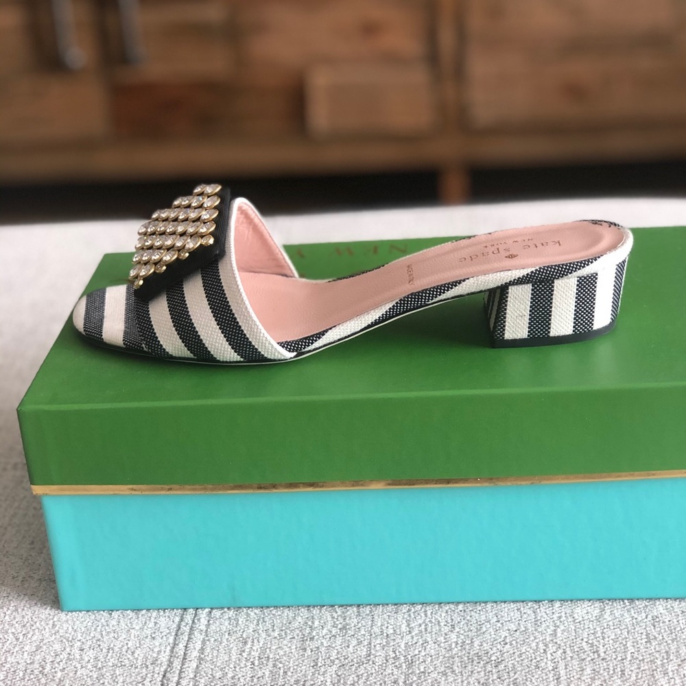 Kate spade sandals: maize 8m. Never worn.